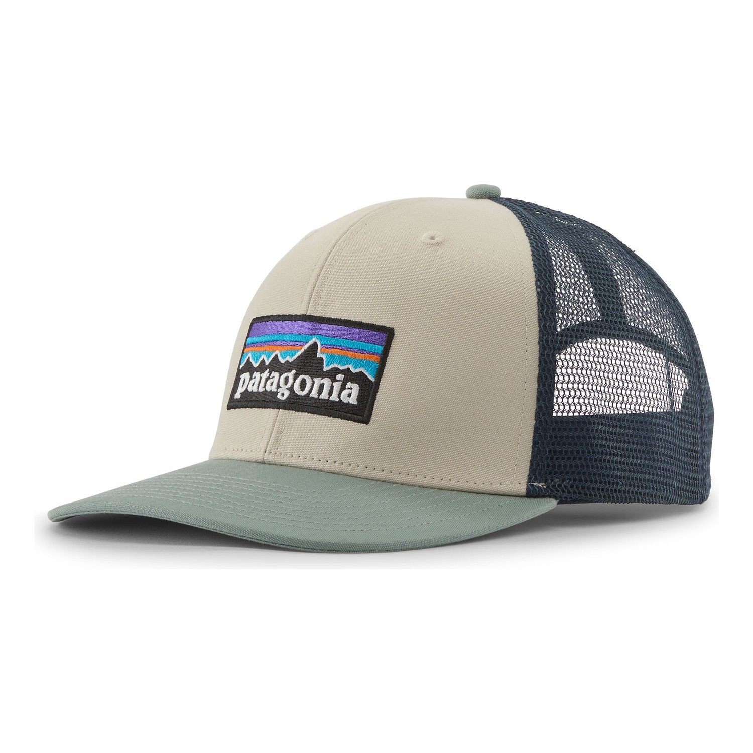 Patagonia P-6 Logo Trucker Hat PUM in the group Clothes & Shoes / Caps & Headwear / Caps / Trucker Caps at Sportfiskeprylar.se (38289-PUM-ALL)