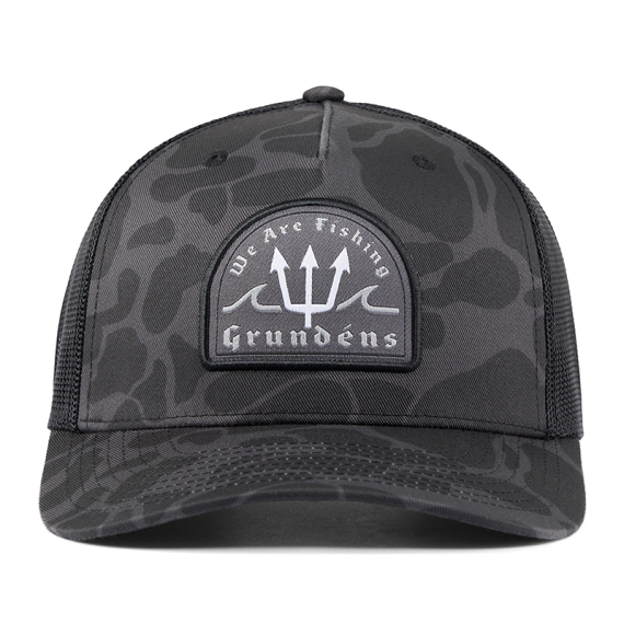Grundéns Poseidon Trucker Admiral Black Camo in the group Clothes & Shoes / Caps & Headwear / Caps / Trucker Caps at Sportfiskeprylar.se (50271-018-0001)