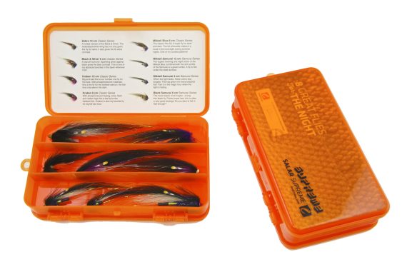 Frödin 8 Great Flies For The Night in the group Lures / Flies at Sportfiskeprylar.se (8GF-2TN)