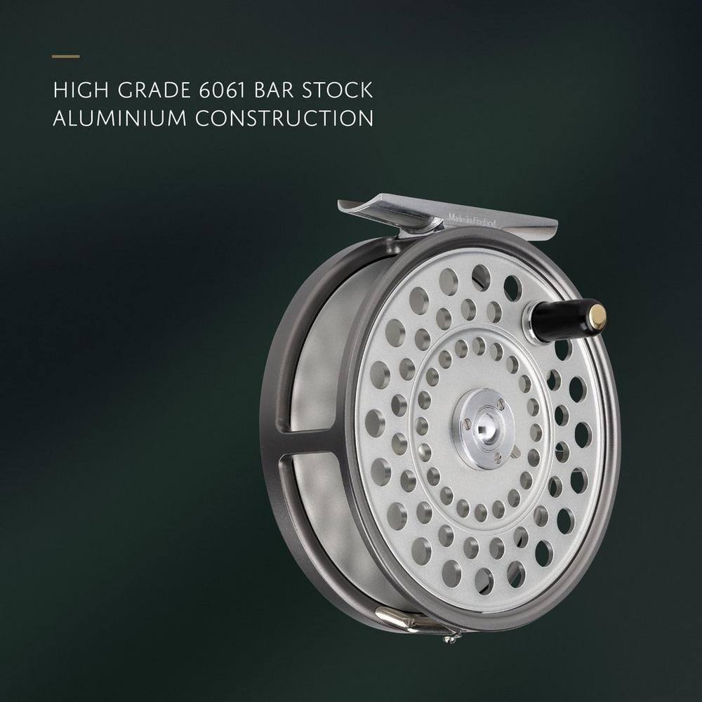 Hardy Lightweight Flyreel | Sportfishtackle.com