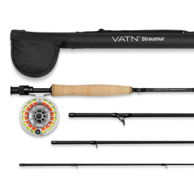 VATN Straumur Outfit