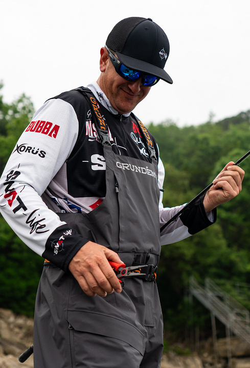 Grundéns Gambler Gore-Tex® Bib Anchor | Sportfishtackle.com