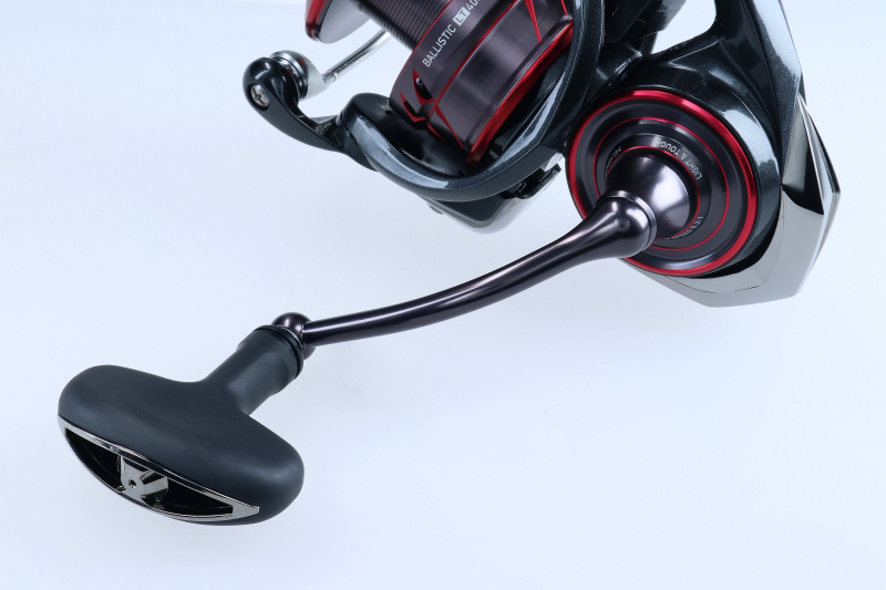 DAIWA 21 Ballistic MQ LT 4000D-C, Spinning Fishing Reel, BLSMQLT4000D-C, black/red並行輸入 NAVIJÁK DAIWA 21 BALLISTIC MQ LT 4000D-C