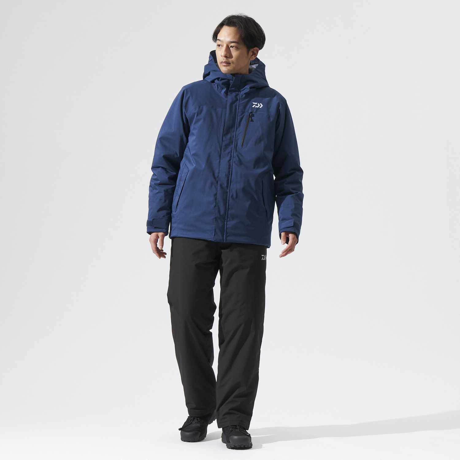 Daiwa Rainmax Winter Suit Navy | Sportfishtackle.com