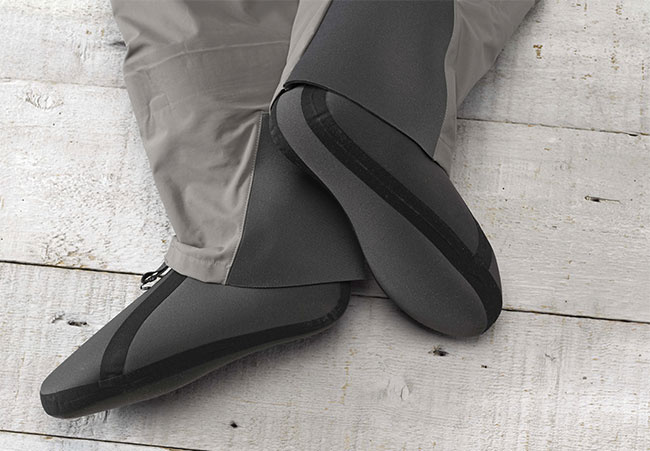 Écharpe à côtes extra doux olive en laine mérinos mixte | Le Minor Écharpe à côtes extra doux olive en laine mérinos mixte | Le Minor
