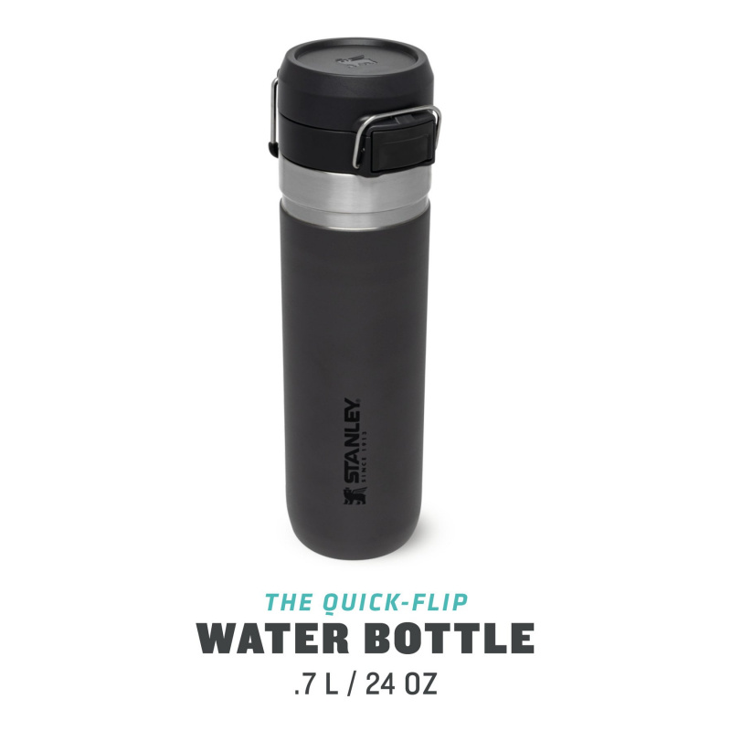 Stanley The Quick Flip Water Bottle 0.7L - Charcoal